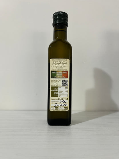 Extra virgin olive oil with basil infusion - Tre Torri
